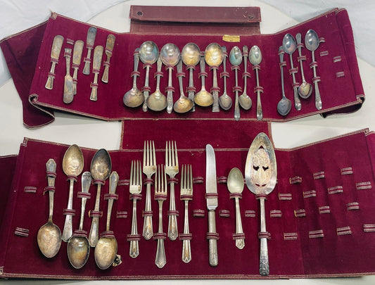 WM Rogers Mfg Co Antique Silverware Set 35 Piece Variety Flatware