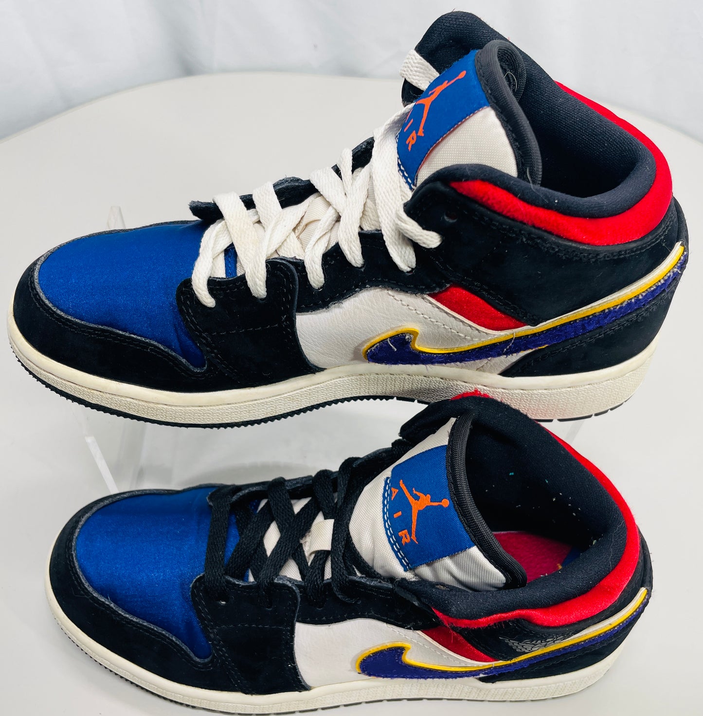 Nike Jordan High Top Sneaker Basketball Shoe Lace Up RETRO Black Blue Red Boys 4Y