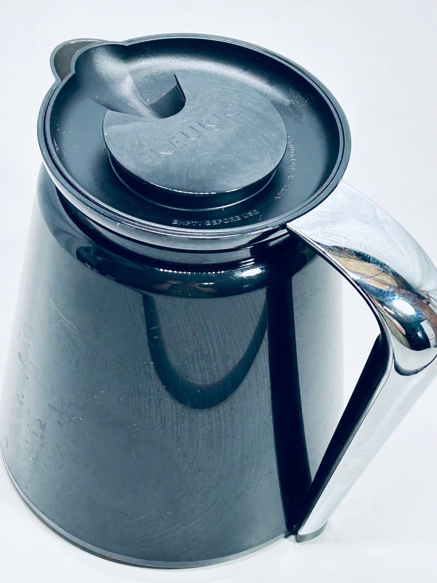 Keurig 2.0 Thermal Carafe - Black with Silver Handle 7.5"