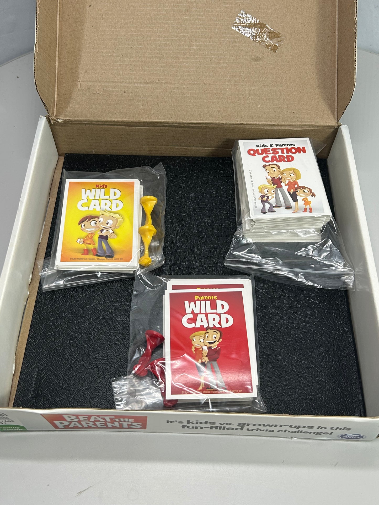 Spin Master Beat The Parents Board Game COMPLETE Damaged Box