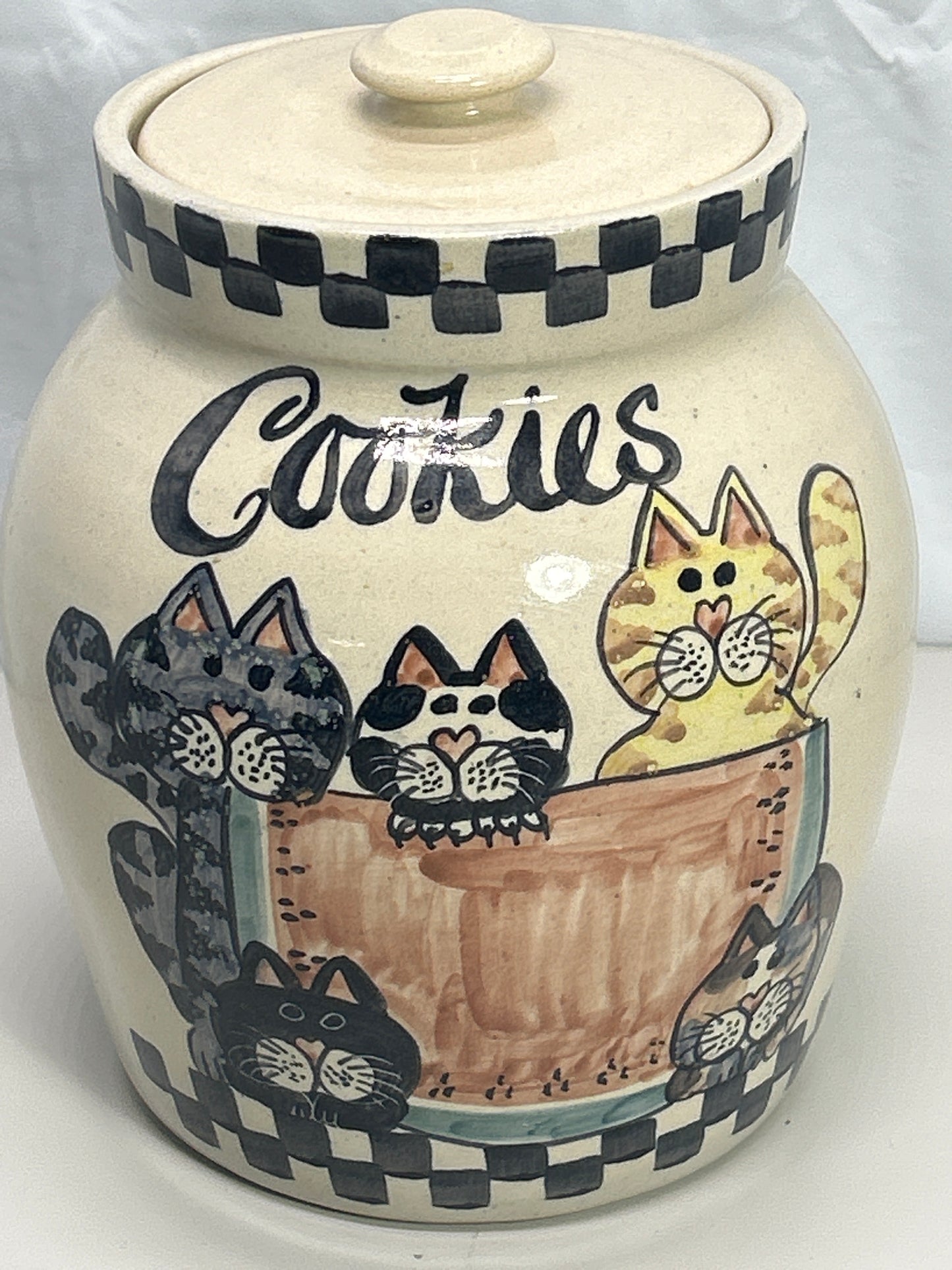 Vintage Large Cookie Pottery Jar with Lid Features 5 Cats  10"