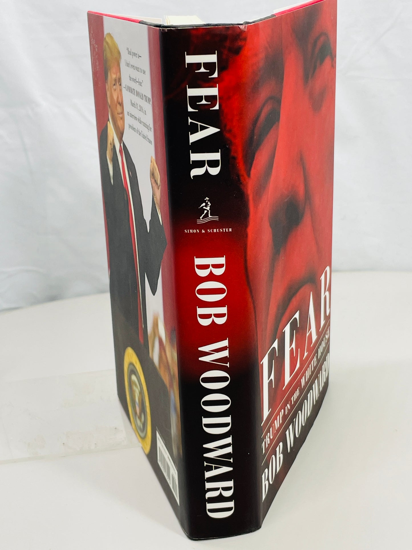 Hardcover Book 2018 FEAR Trump in the White House by Bob Woodard