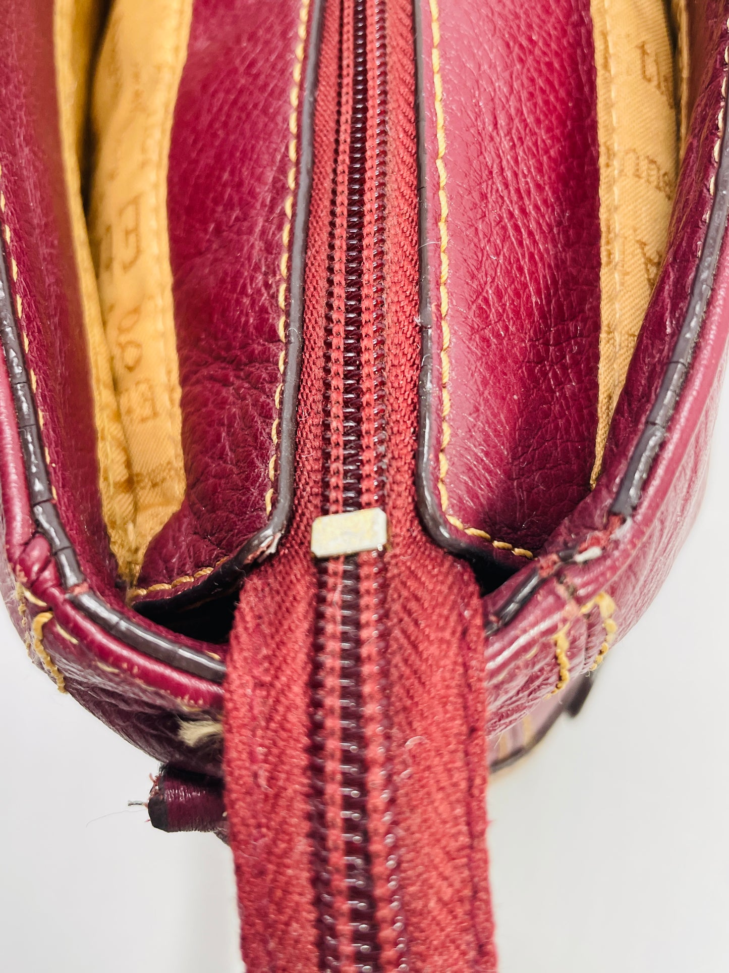 Vintage Etienne Aigner Purse Leather Red Burgundy 77810