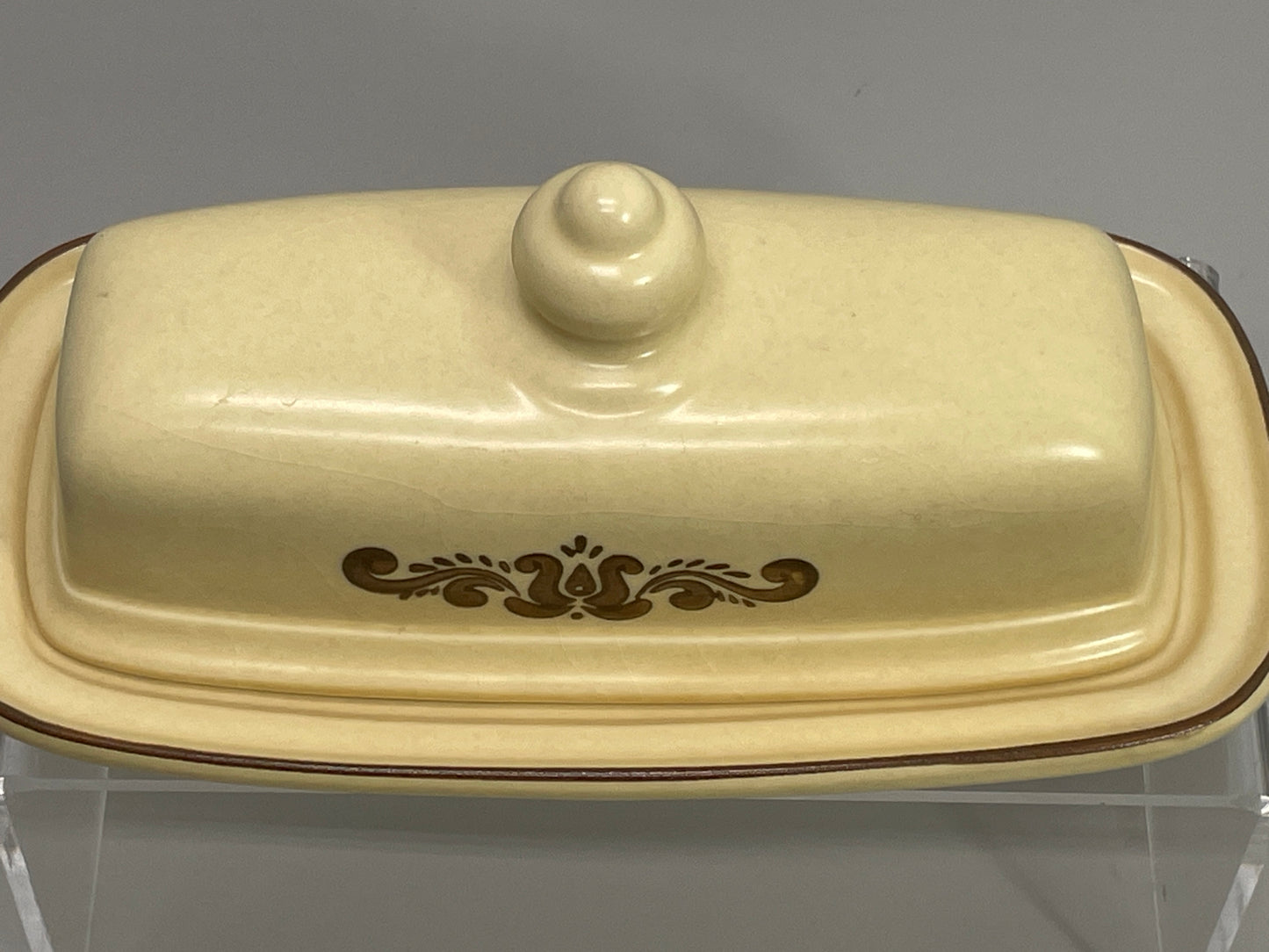 Vintage Pfaltzgraff Village Butter Dish Stoneware 6-28 Yellow with Brown Accents