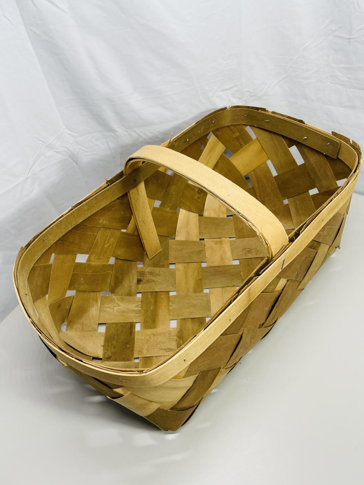 Vintage Slat Basket Lt Wear with Handle 18"