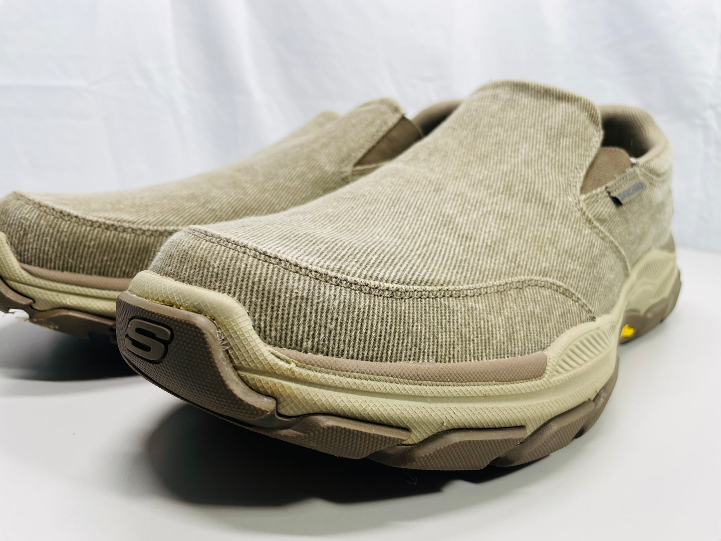 EUC Skechers Slip Ins Arch Fit Motley Denim Tan/Taupe Mens 13 EUC w/ Box