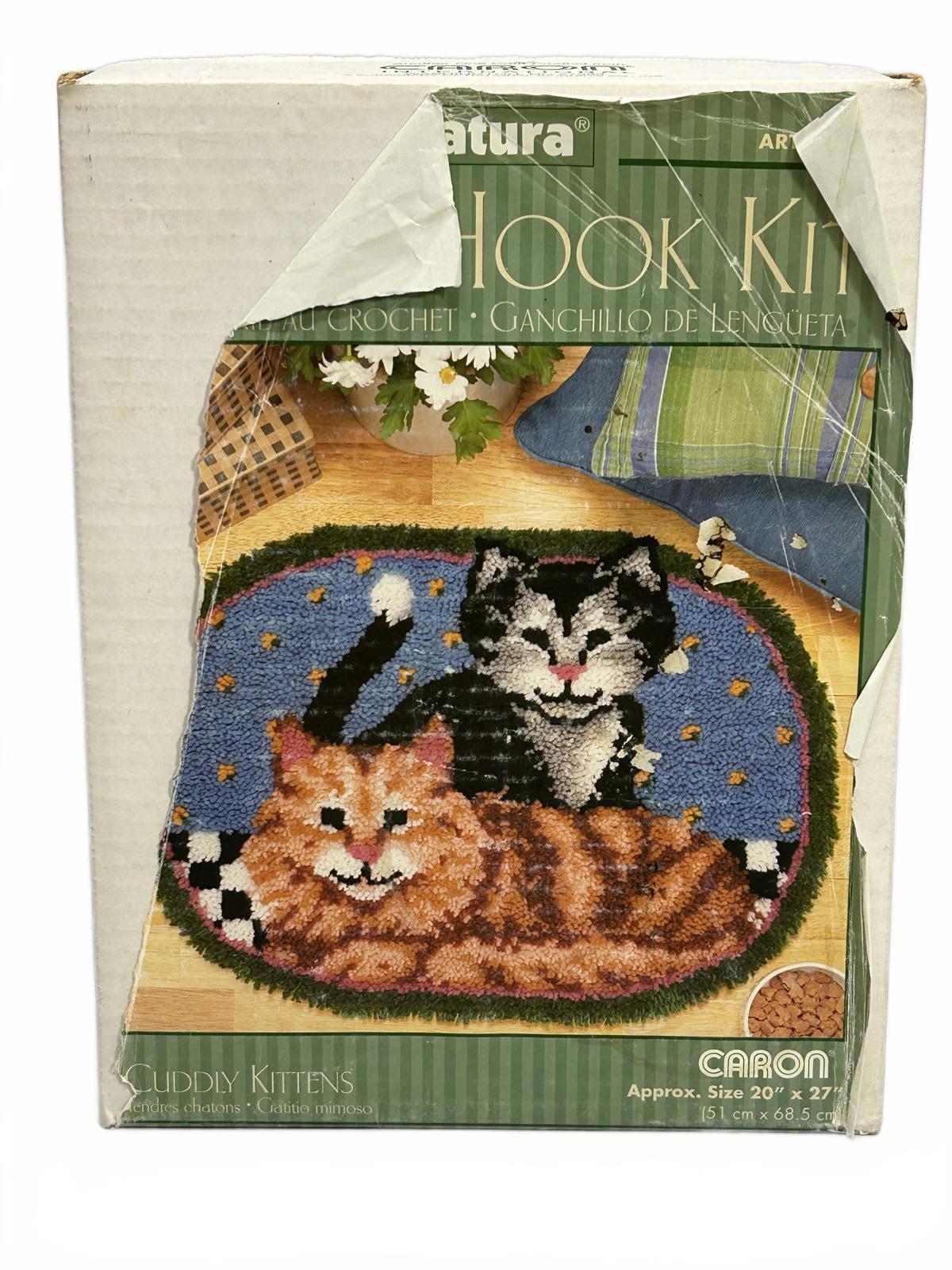 2009 Caron R703 Latch Hook Kit Cuddly Kitties Small Rug PARTIALLY STARTED 20x27