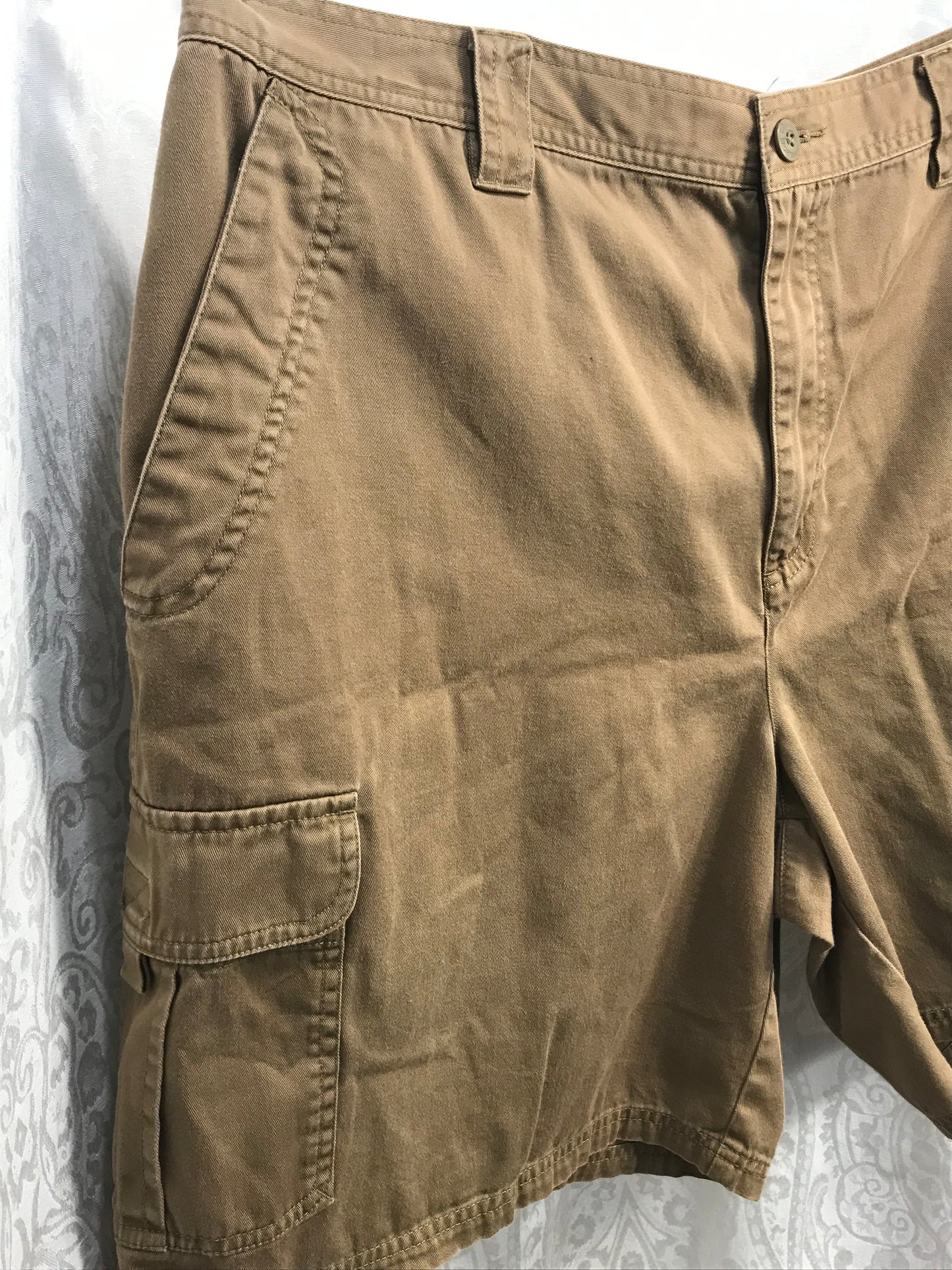 Columbia Khaki Cargo Shorts Mens 42