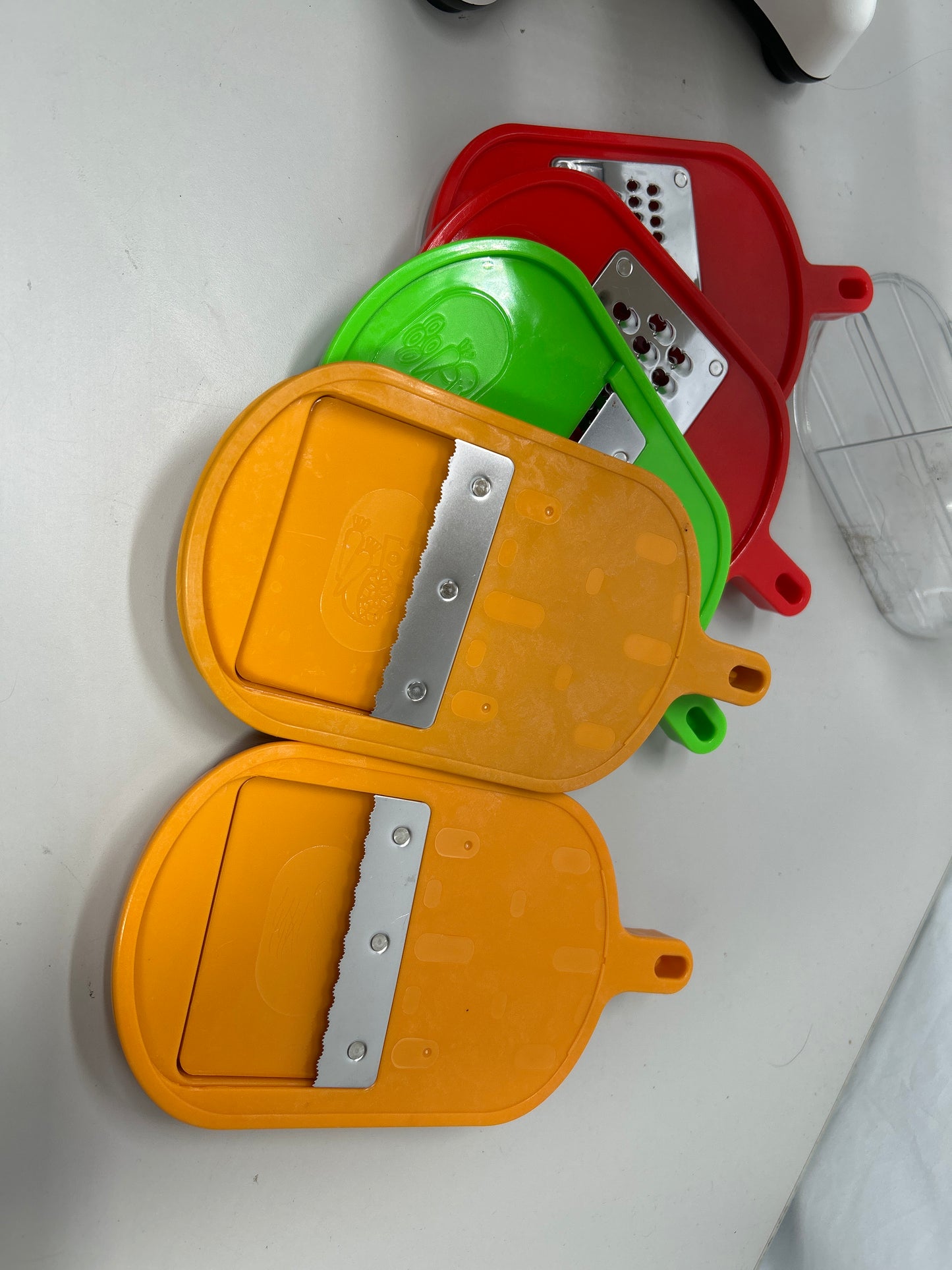 TESTED Gourmia GMS100 Power Dicer Plus Multi-purpose 5 in 1 Electric Mandolin