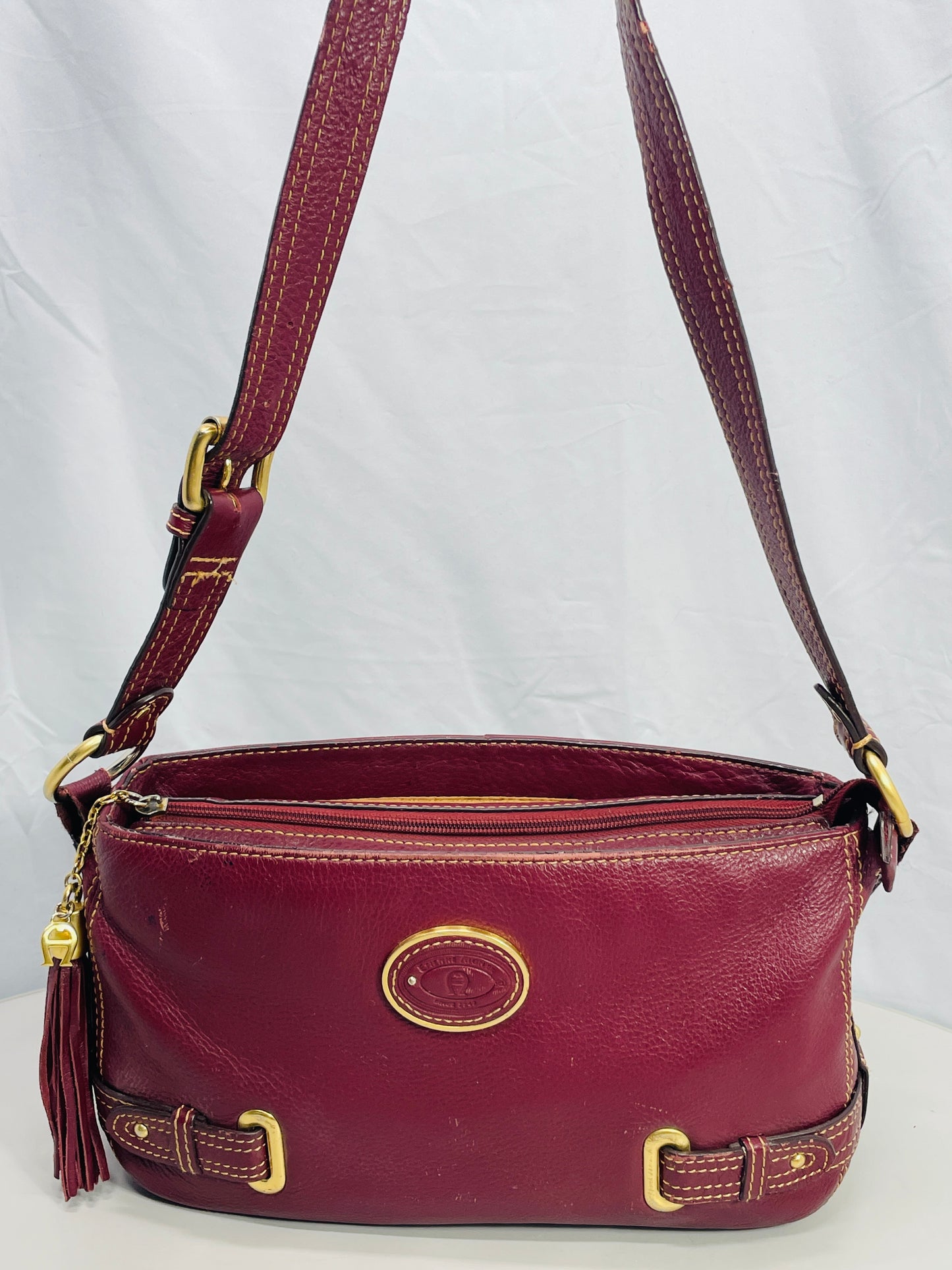 Vintage Etienne Aigner Purse Leather Red Burgundy 77810