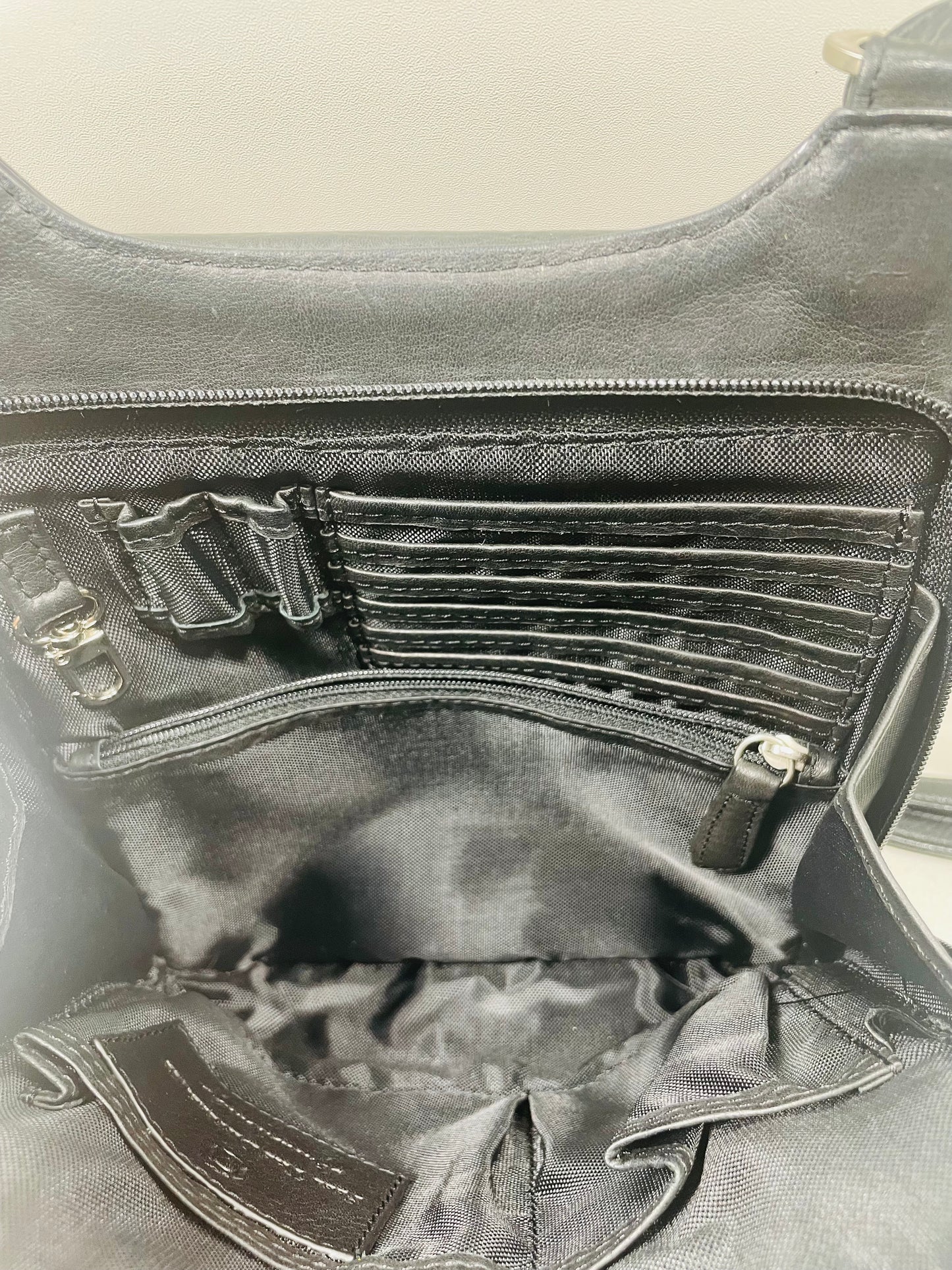 Osgoode Marley Black Leather RFID Crossbody Organizer Purse LT WEAR