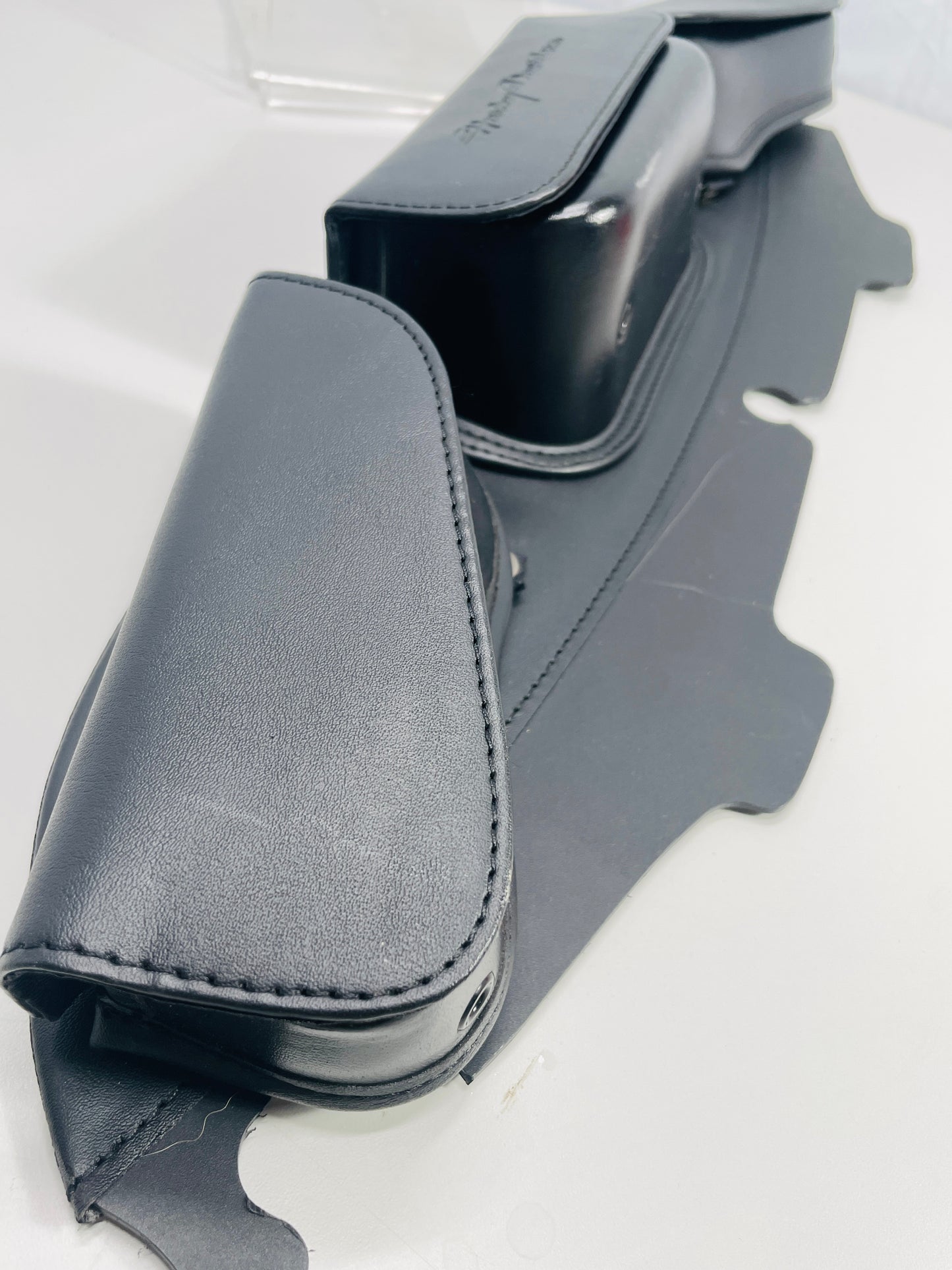 Harley Davidson 3 Pocket Batwing Fairing Pouch LT wear Black Leather