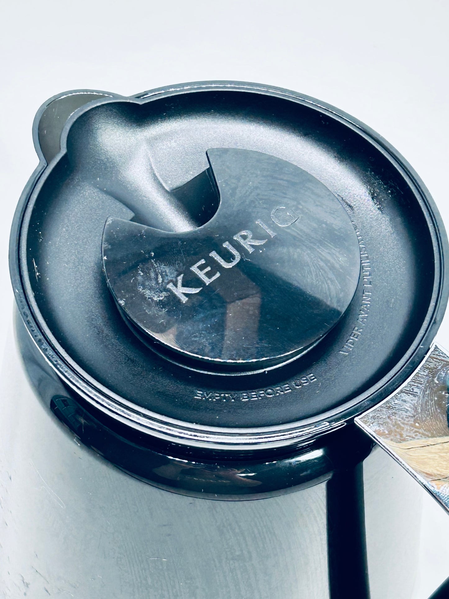 Keurig 2.0 Thermal Carafe - Black with Silver Handle 7.5"