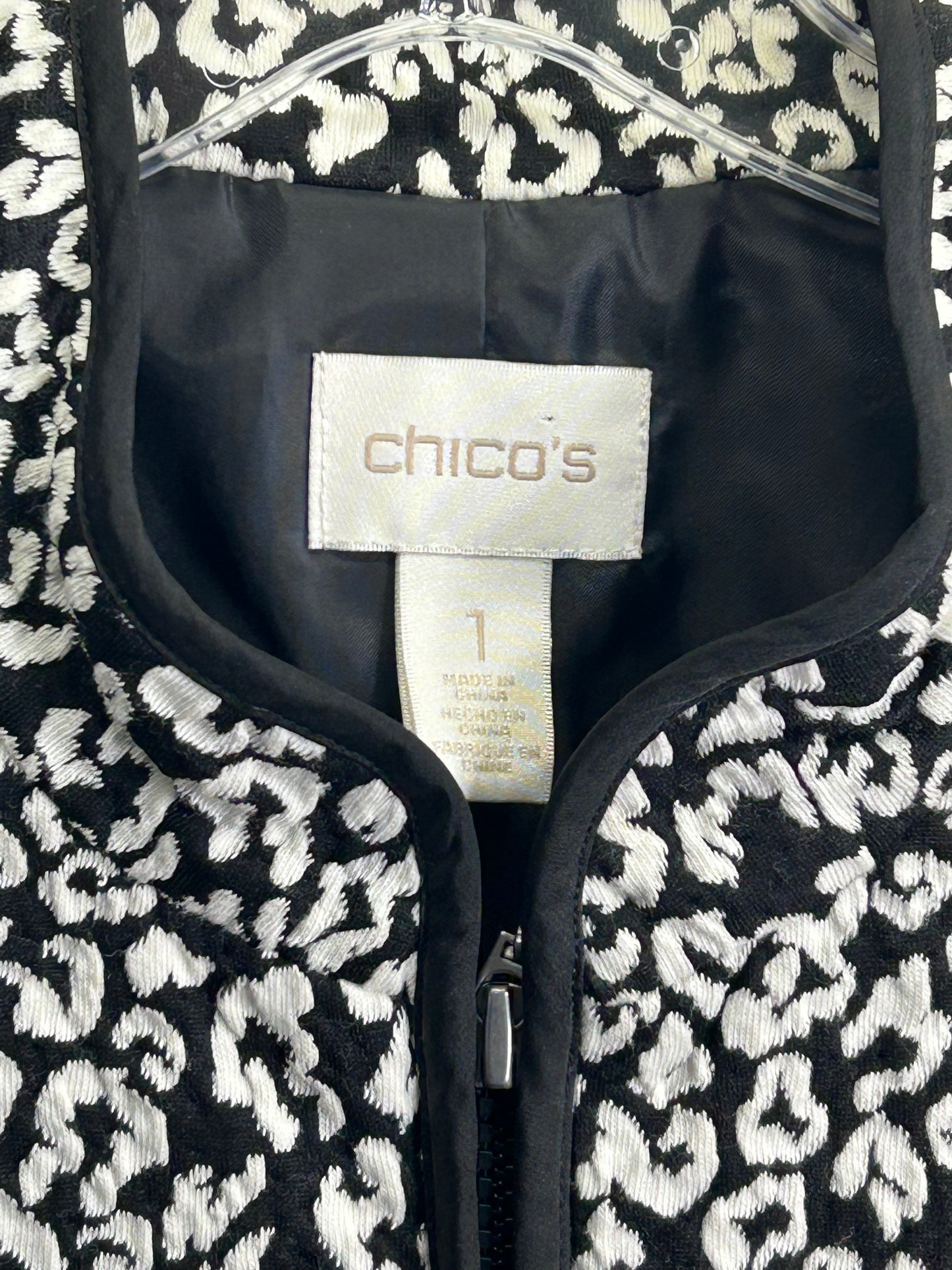 Chico's Black / White Zip Up 4 Pocket Vest Ladies M; Chico's Size 1