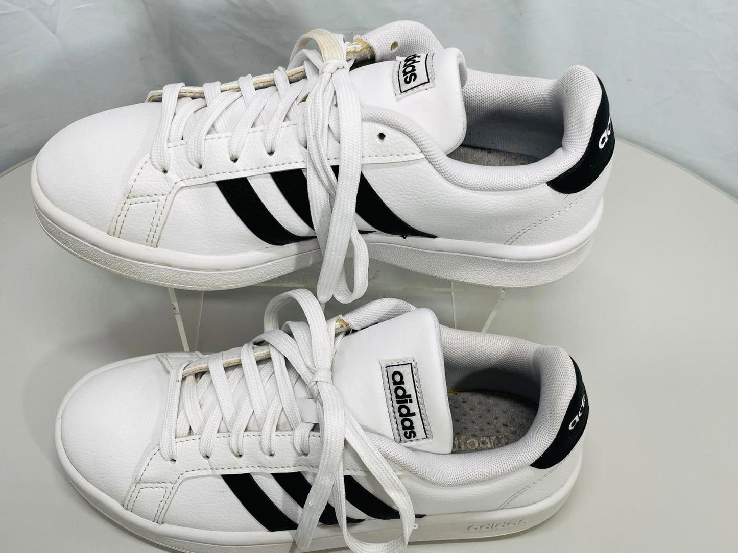 Adidas Grand Court White / Black Shoes Wmns 6