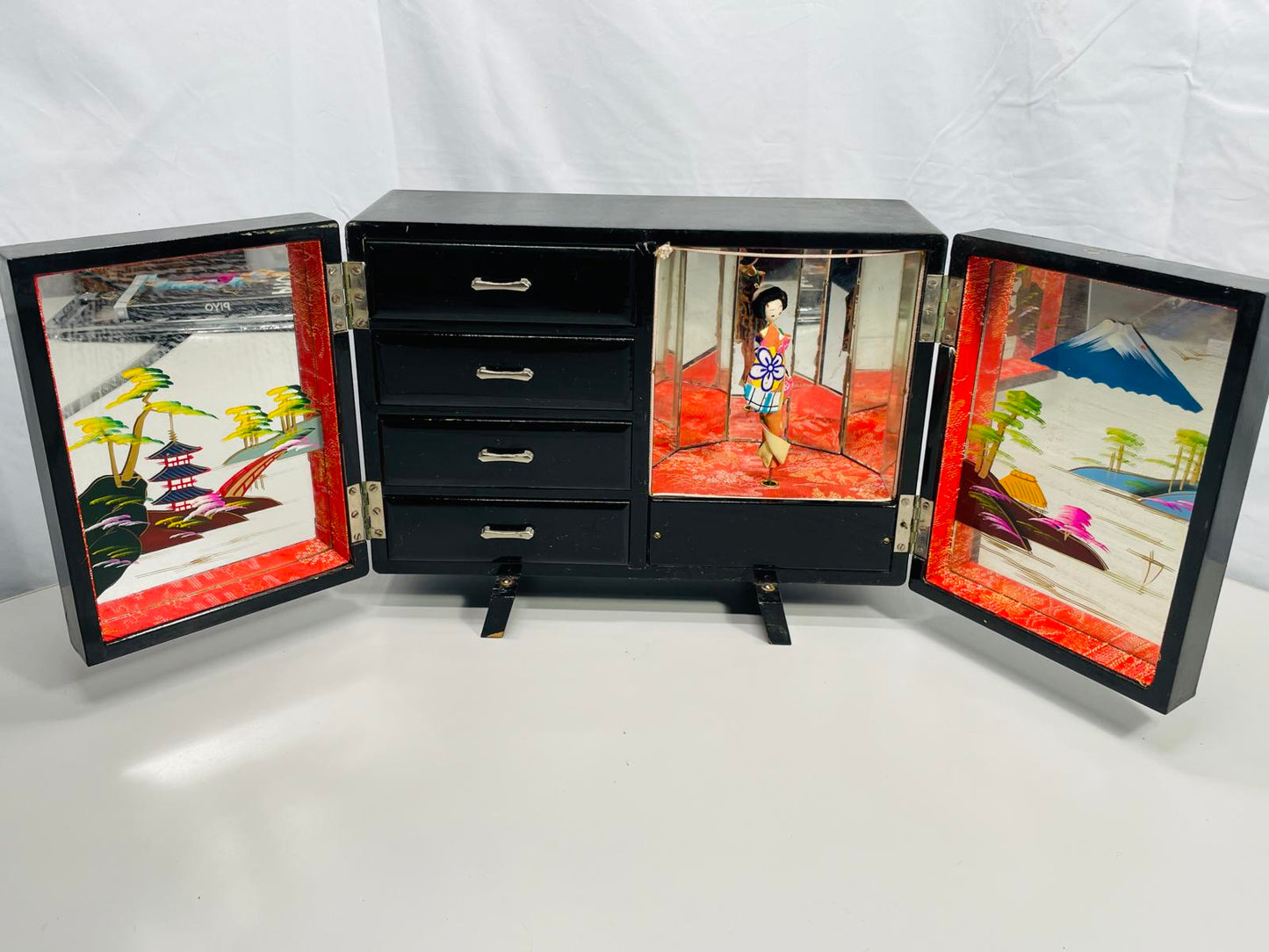 Vintage Japanese Black Laquer Jewelry Box with Windup Dancer (tested) NO KEY